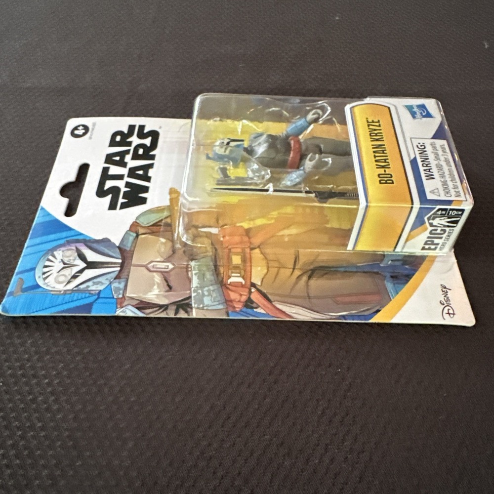 Hasbro Star Wars Bo-Katan Kryze 3.75 inch Action Figure - Picture 11 of 13